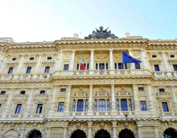 Il giudice Savarese lascia l’Anm: “Dopo Magistratopoli ci voleva riflessione, Palamara capro espiatorio”.